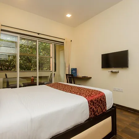Hotel O Divine Residency Near Phoenix Marketcity-3