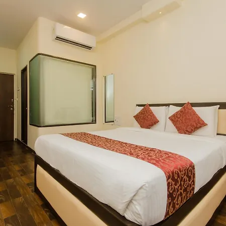Hotel O Divine Residency Near Phoenix Marketcity-2